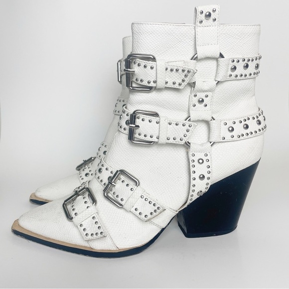 Azalea Wang white snakeskin boots size 9 - Picture 3 of 14